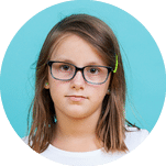 Fribourg, le 26 août 2015, Université de Fribourg, kidsuni, expérience de chimie pour les enfants proposées par l institut de chimie de l Université de Fribourg, démonstration de Clara, ici l expérience du super absorbant    Mathieu Rod